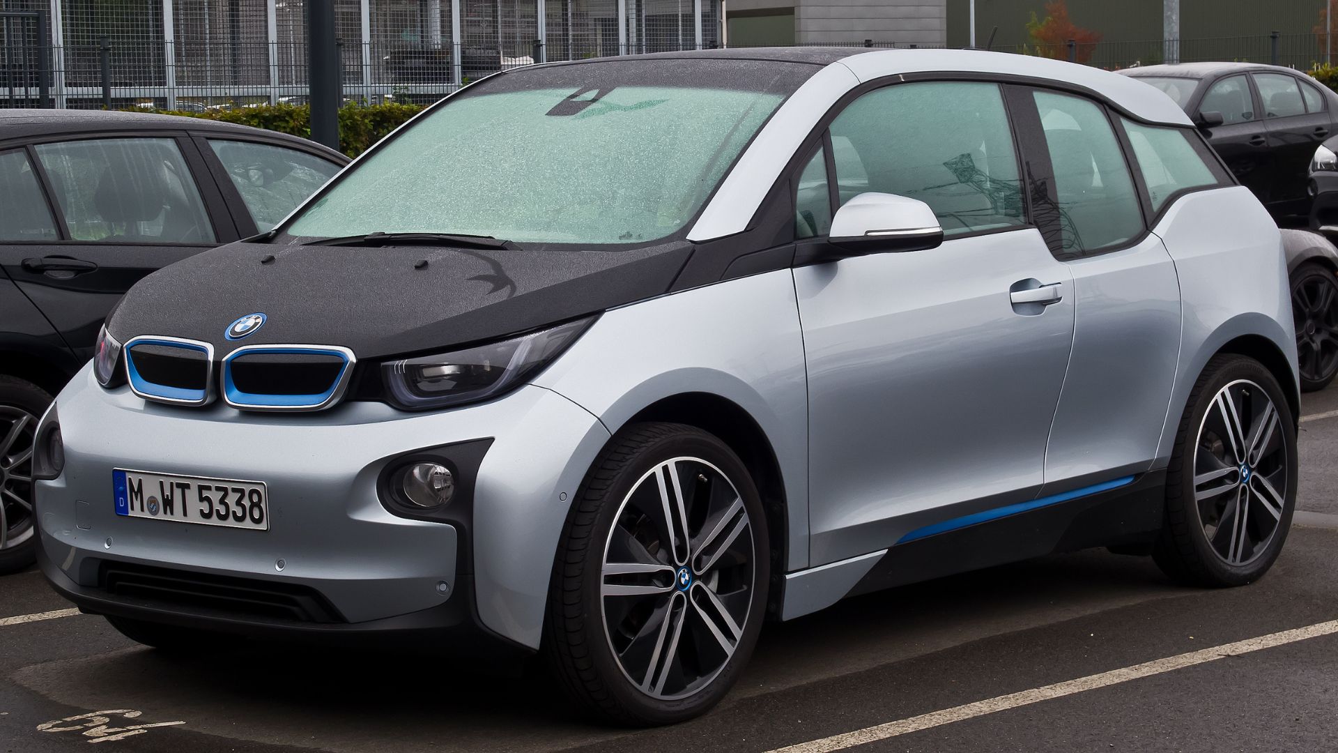 Reparación coches eléctricos BMW i3 en Sevilla