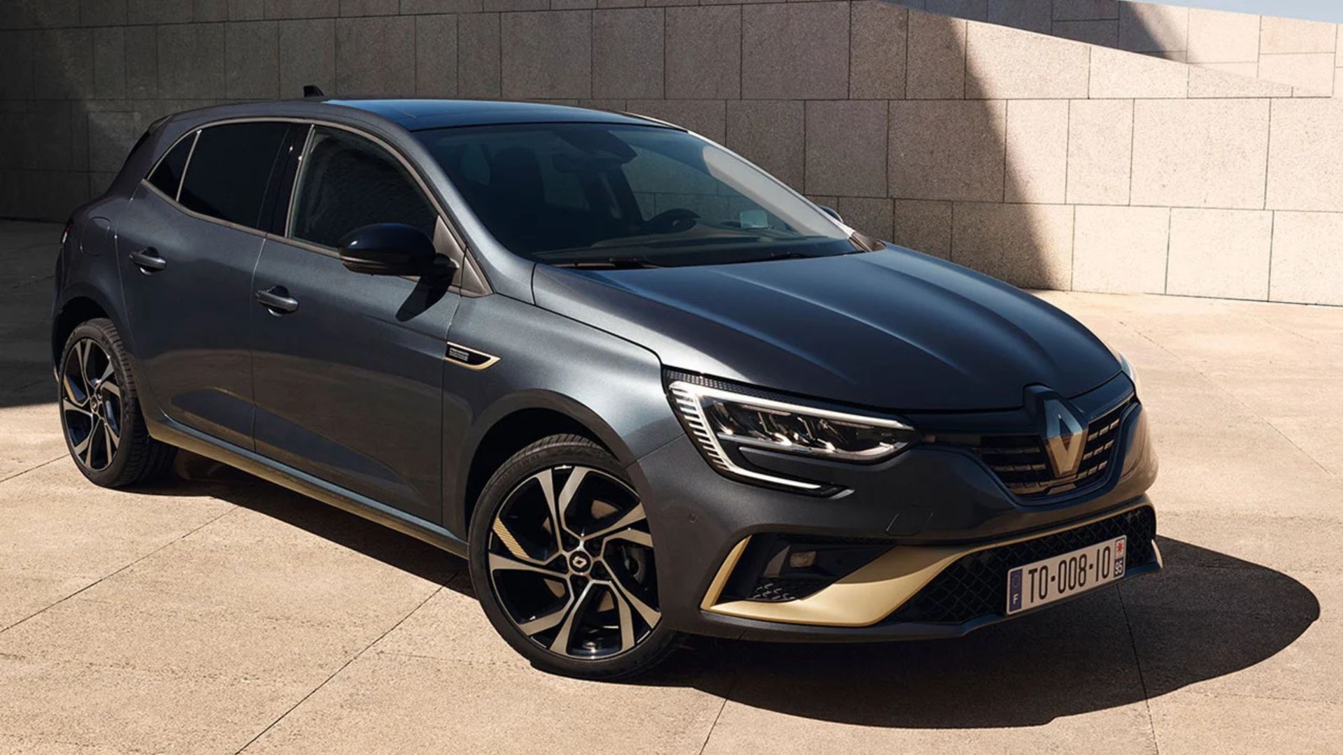 Reparación coches eléctricos Renault Megane E-Tech en Málaga