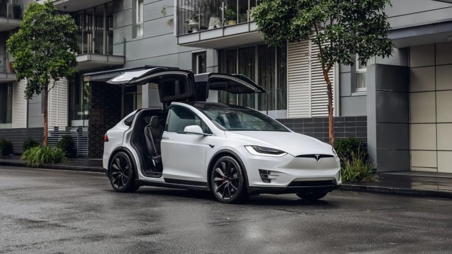 Reparación coches eléctricos Tesla Model X en Murcia
