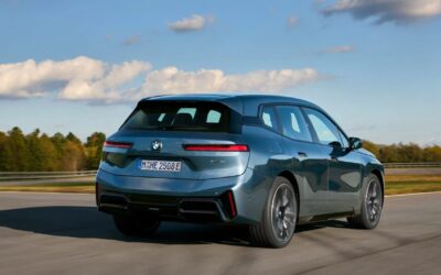 Reparación coches eléctricos BMW iX en Sevilla